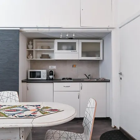 Gorgeous Trastevere Loft On The River Roma