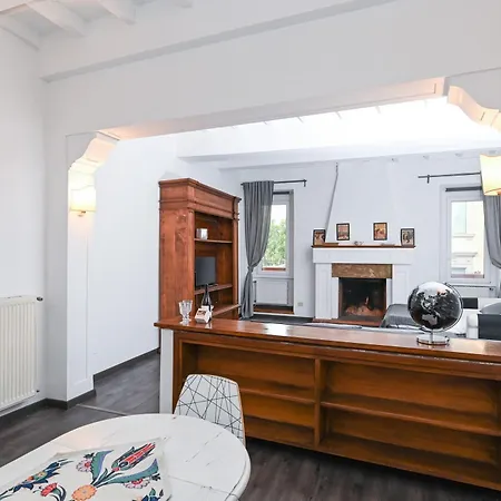 Gorgeous Trastevere Loft On The River Lägenhet