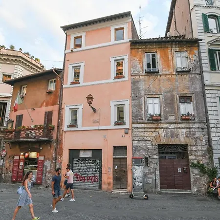 Gorgeous Trastevere Loft On The River * 로마